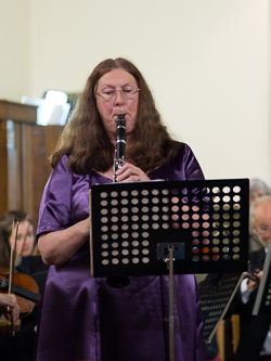Susan Moss playing Weber concerto with SPO