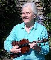 Picture of soloist: Janet Davies